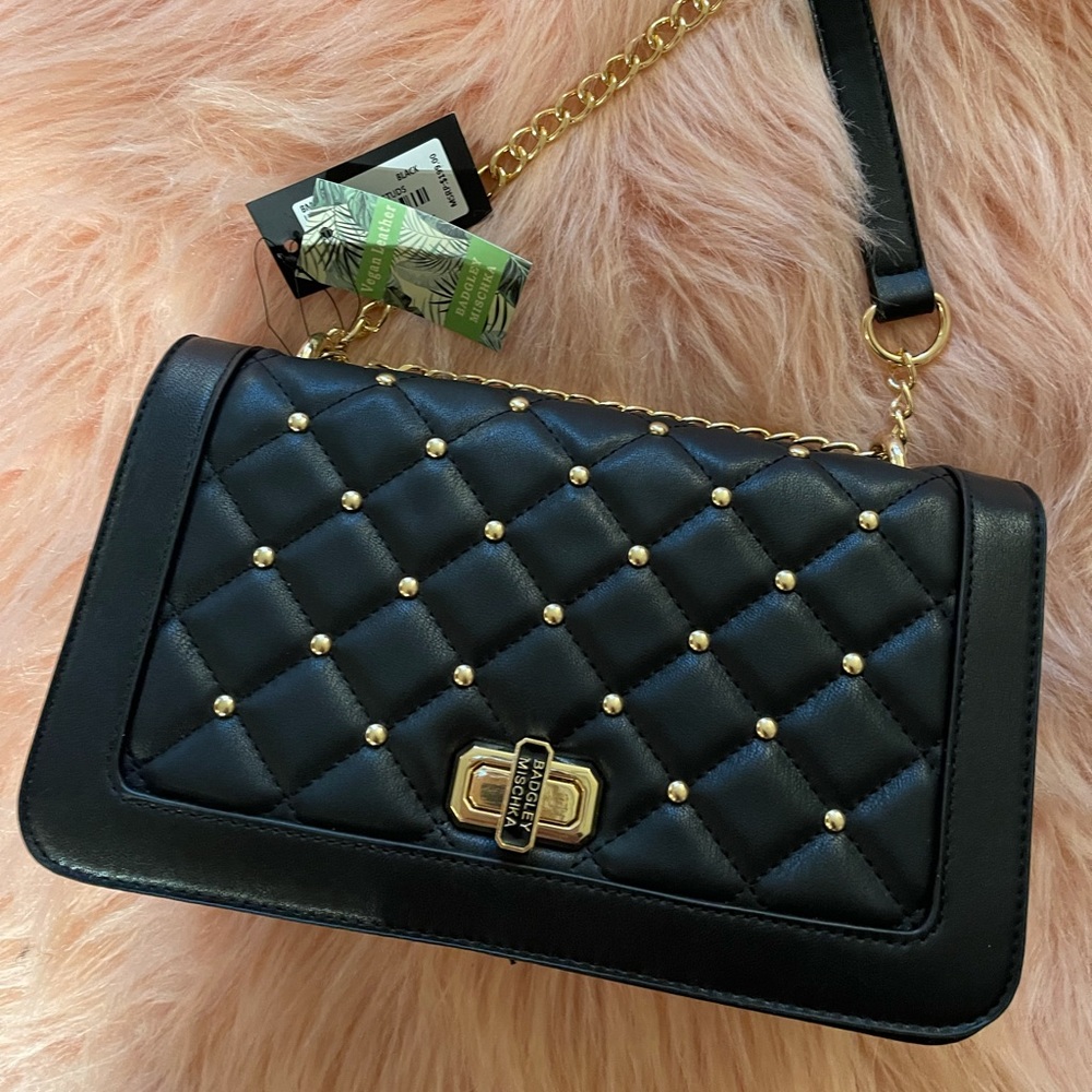 Badgley M black purse